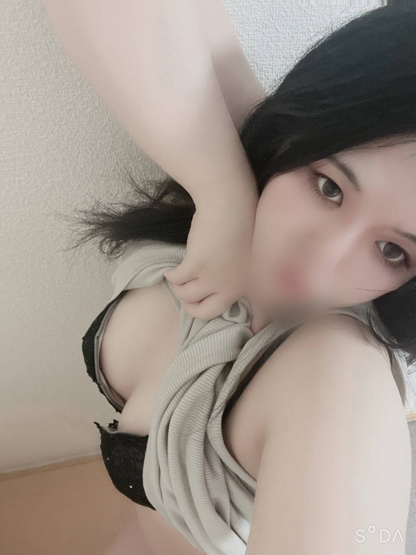 まり  (11/21初出勤)