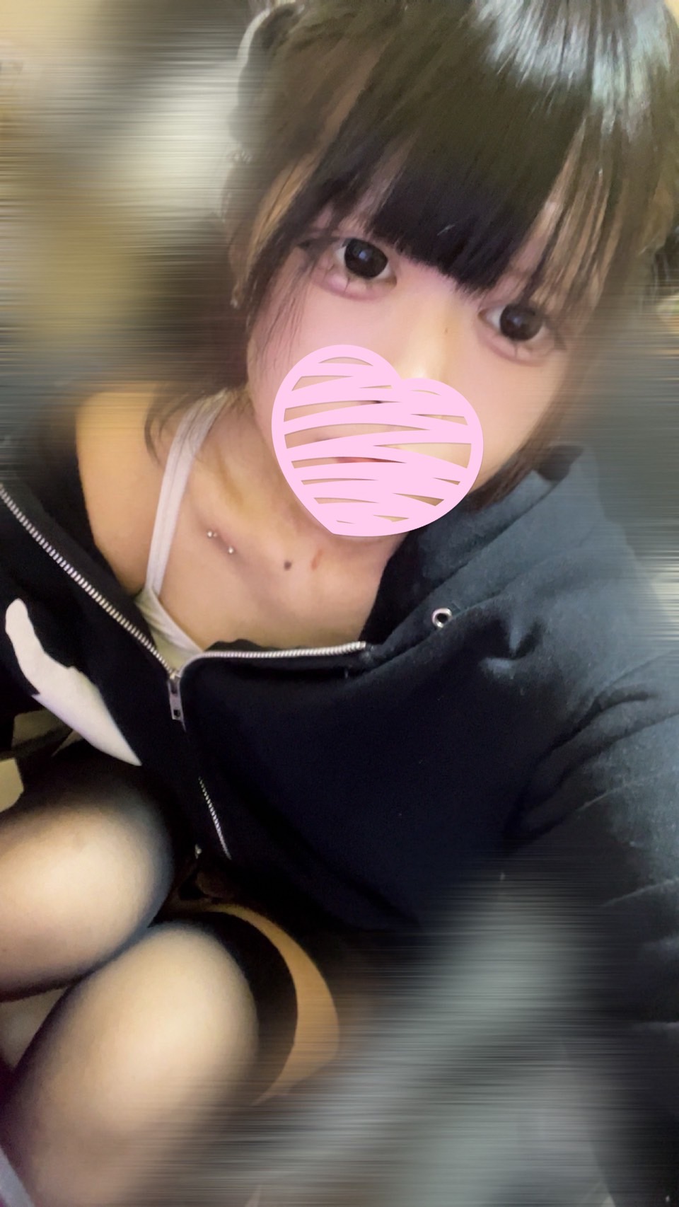 りりあ  (即濡れパイパン)