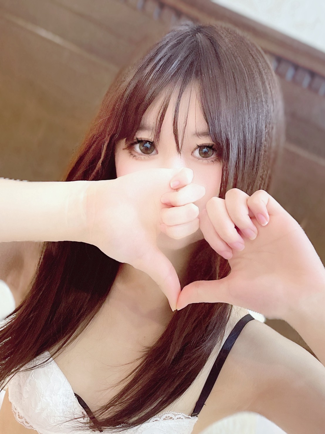 りる  (18才天使級アイドル)