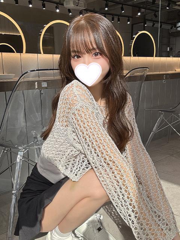 ふうな  (アイドル級のルックス)