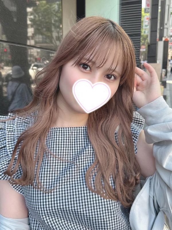 あいり  (Hカップ美少女)