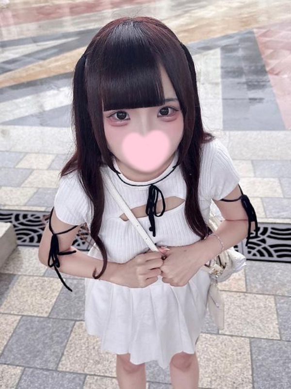 すあん  (黒髪18歳未経験新人)