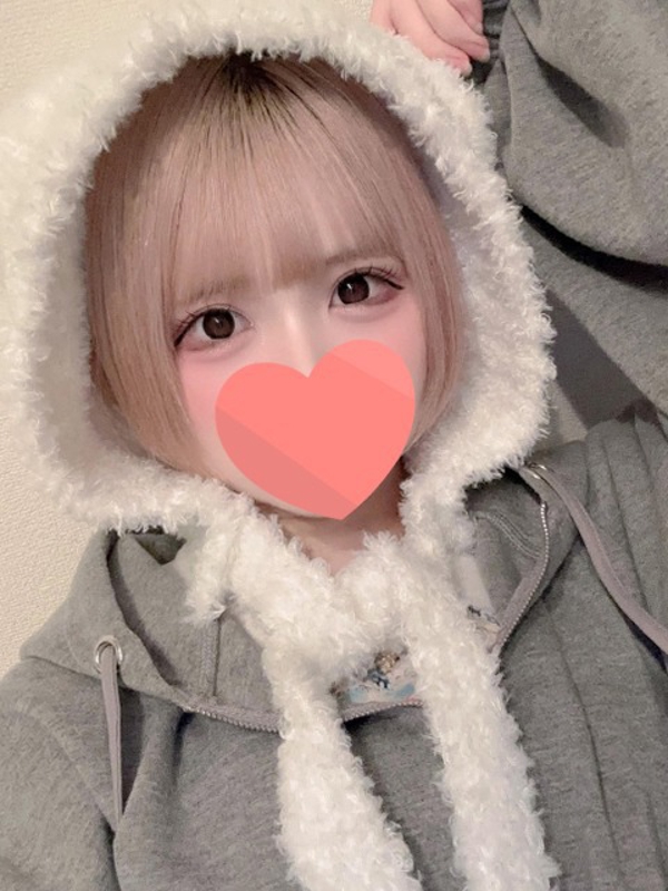 まき  (肉便器の変態美少女)