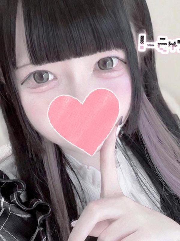 おとは  (黒髪ロリ美少女)