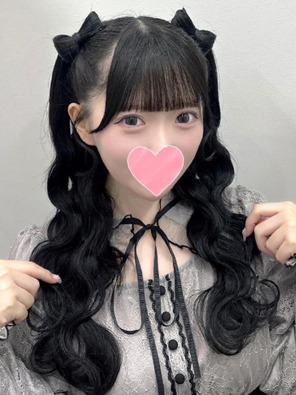 ゆりな  (レ〇プ願望素人学生)