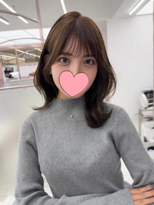 れん  (生騎乗位で潮吹き娘)