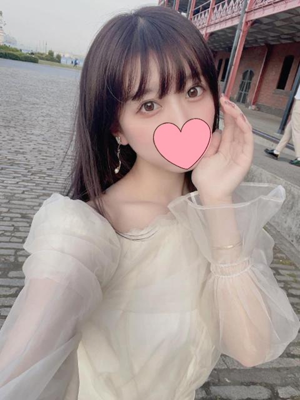 あくあ  (借金漬けの健気な新妻)