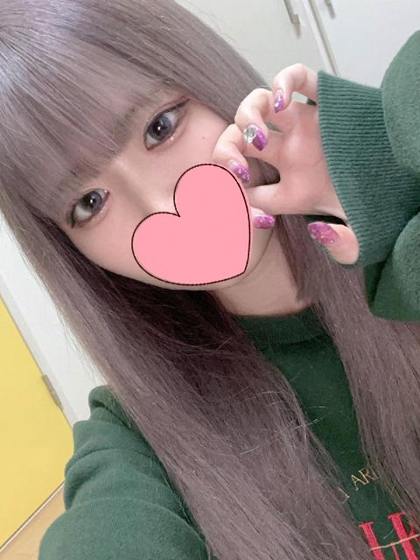 やよい  (自ら腰振り淫乱美女)