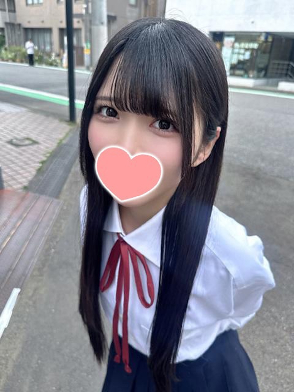 かえら  (潮吹き素人黒髪18歳)