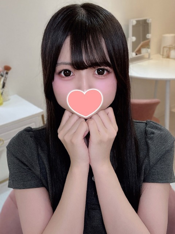 ももね  (犯され願望の黒髪素人)