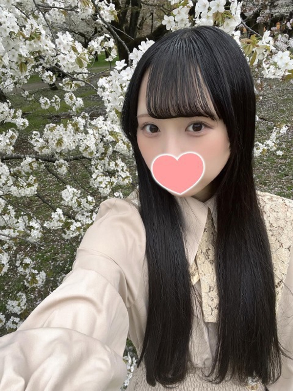 れいか  (現役学生素人ヤリマン)