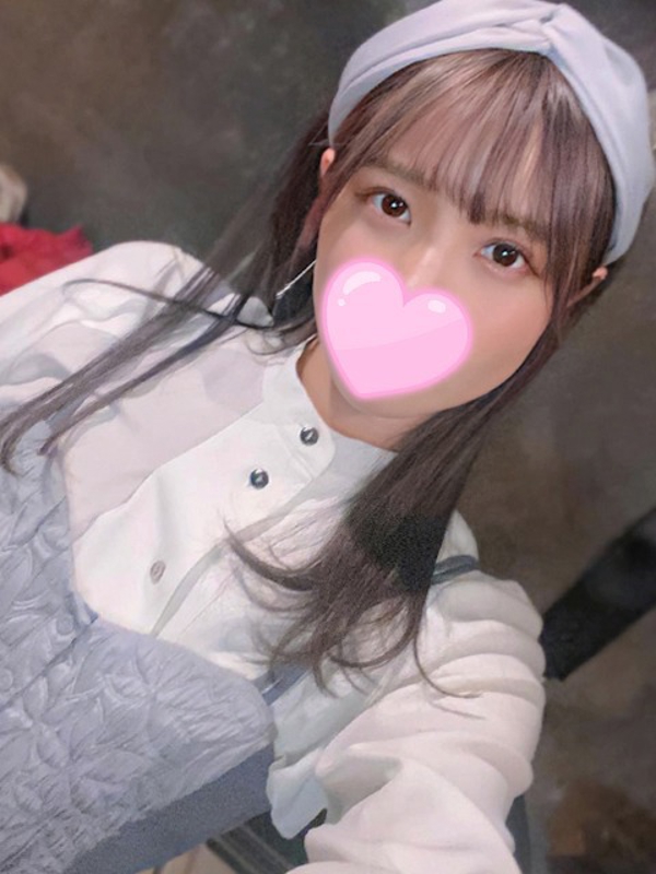 こなつ  (強制正常位でイキ狂い)