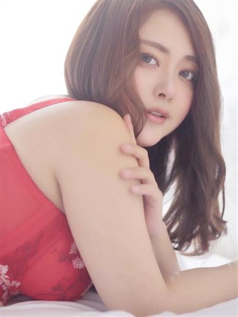 しろな♡奇跡の女神級ボディ‼