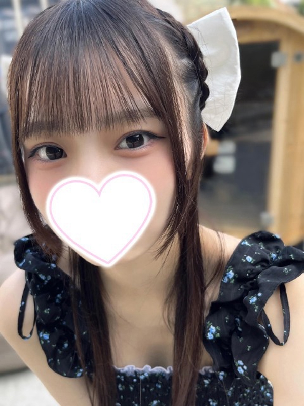 かりん  (18歳ウブな現役学生)