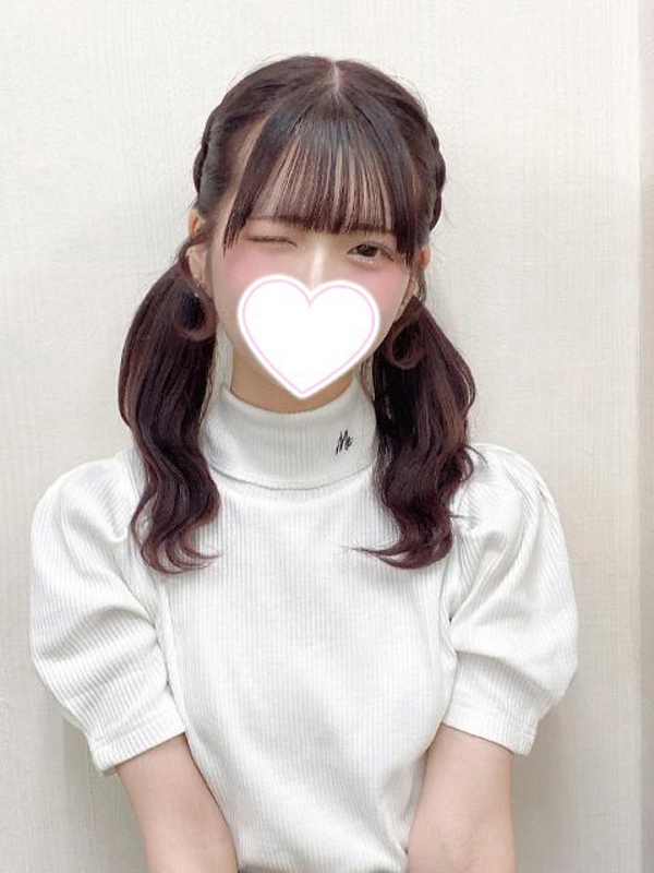 なぎの  (保育学生とハメまくり)