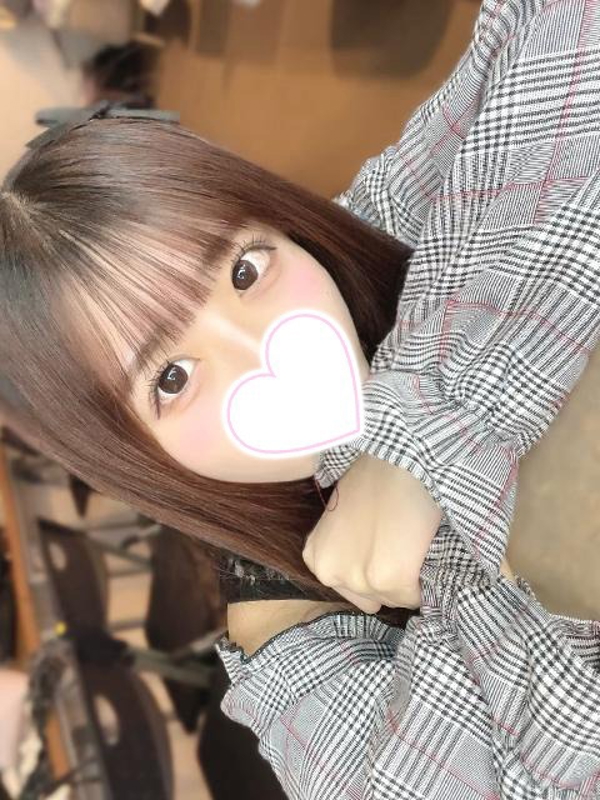 なつき  (騎乗位大好きアイドル)