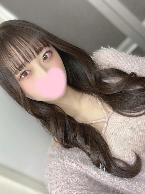 りかこ  (正常位で潮吹き18歳)