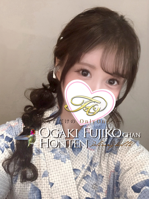 チワワ  (現役女子大生)