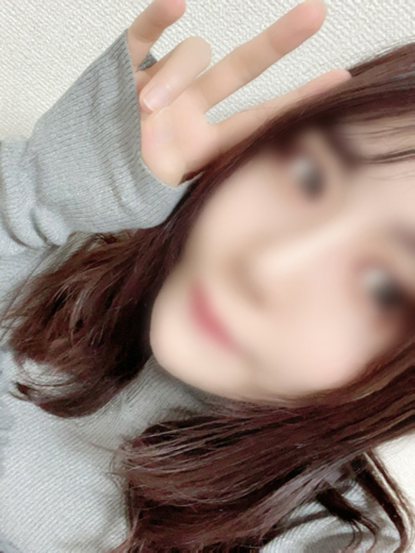 みなも  (胸キュン密着系美女)