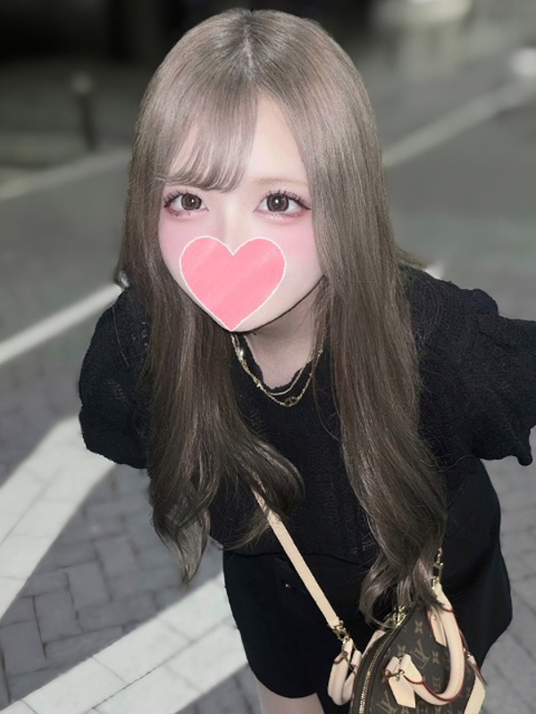 れいな  (押しに弱い従順素人)
