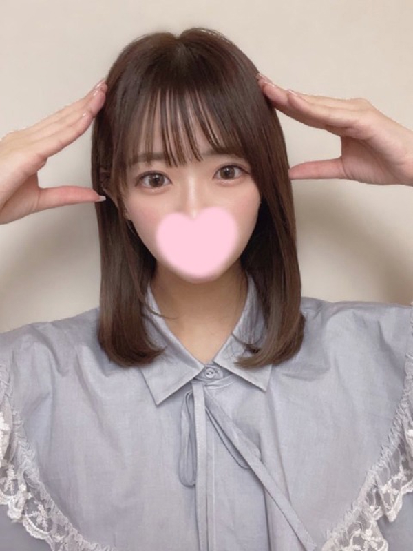 めい  (ヤリマン激カワ18歳)