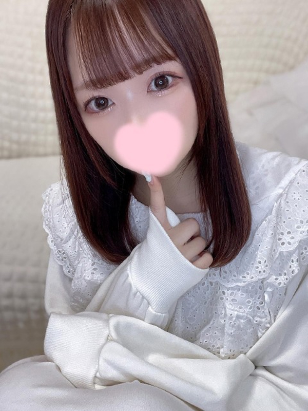 めい  (ヤリマン激カワ18歳)