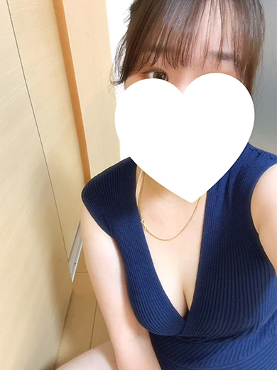 なな【可愛いらしいF乳娘】