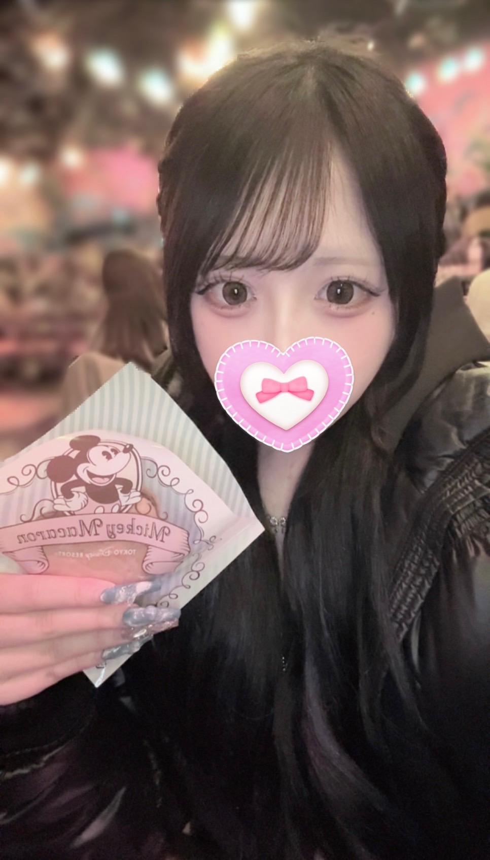 りいな  (Eカップ１８さい)