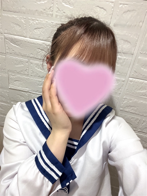 みな  (柔乳ぷるぷる未開発体)