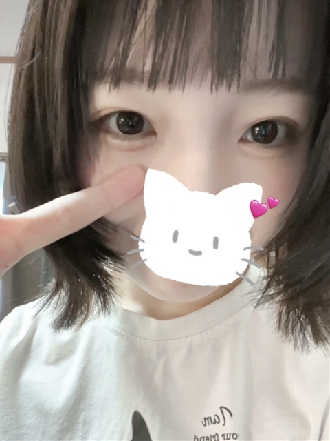 ゆうの  (敏感美乳で理性崩壊)