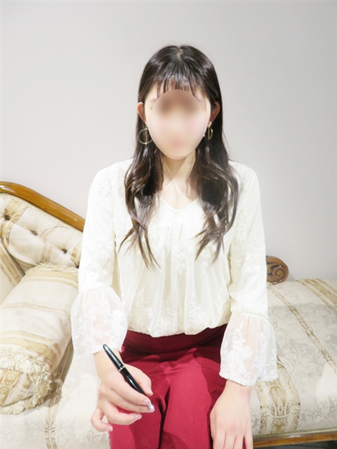 新田 咲  (2/10入店)