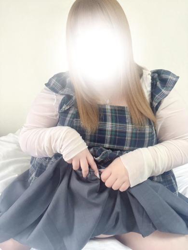ゆら  (癒し系美人☆エロ過ぎ)