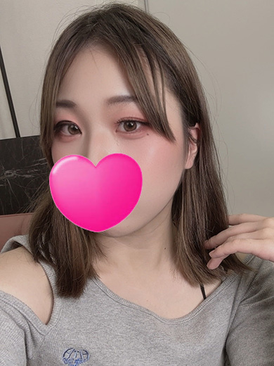 ことね  (Fカップ美乳21歳)