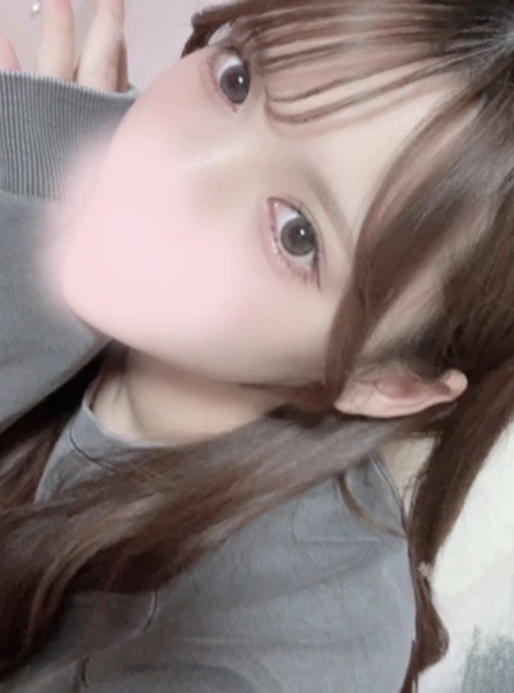 ゆあ  (レベチ可愛いさにﾒﾛﾒﾛ)