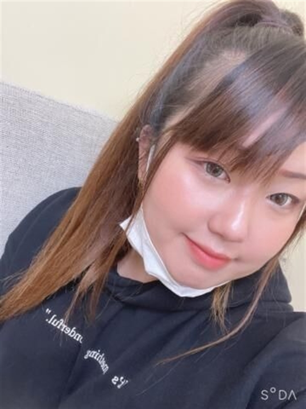なつな  (復活人気ママ♪)