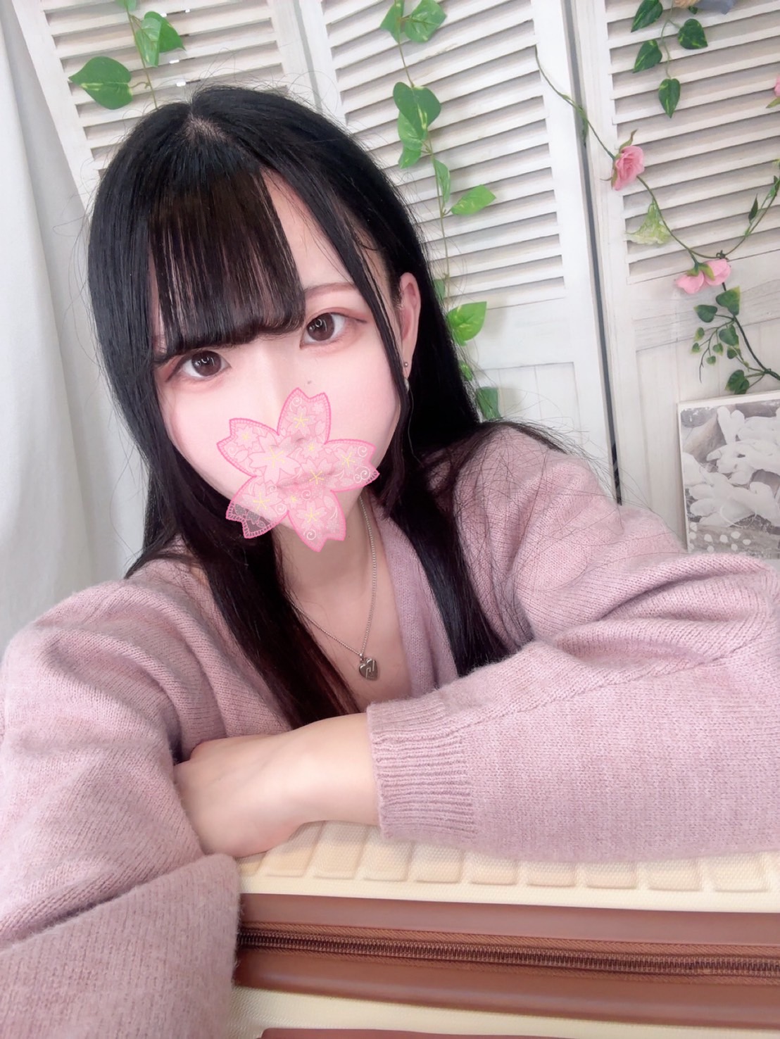 まや  (吸いつく絶品フェラ)