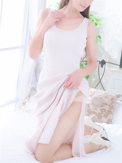 二岡 美咲  (本物の超美人)