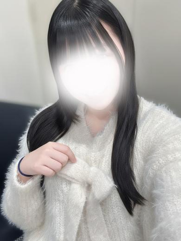 さくら  (経験極浅純白の18歳)