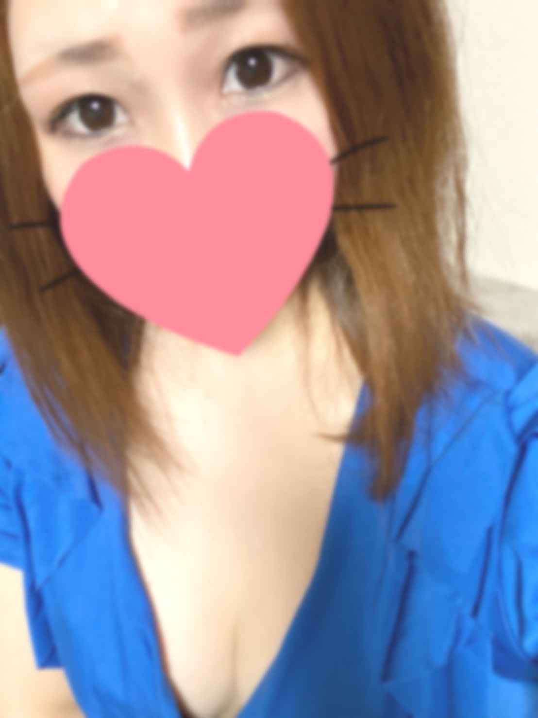 れな  (小柄スレンダー美女♪)