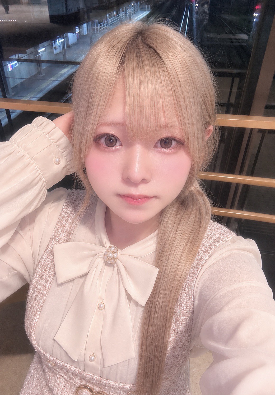 みお⭐️白肌あざとい天使  (SSS級美少女)