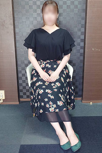 はつね  (細身で清楚な体験)