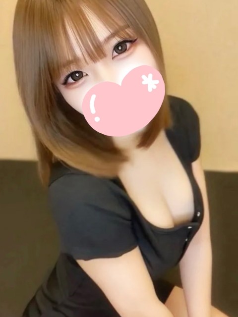 りの  (未経験超可愛いｱｲﾄﾞﾙ)
