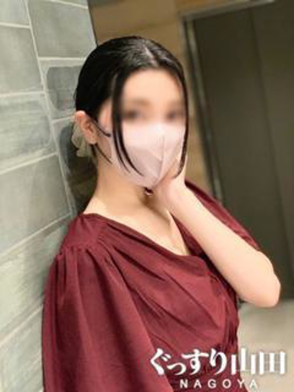 みずき  (癒しの奥に潜むS気質)