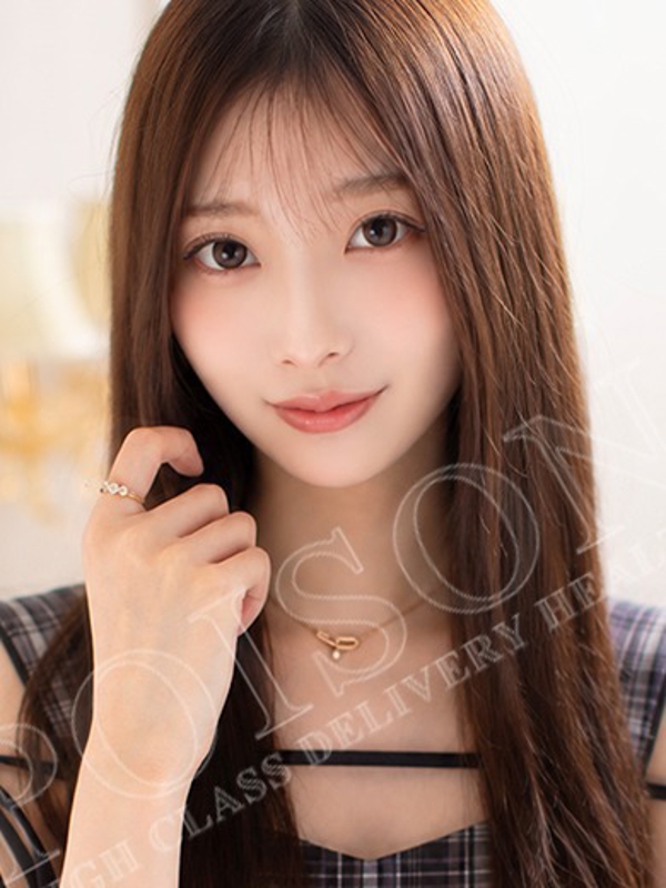 なつ  (北国美女)