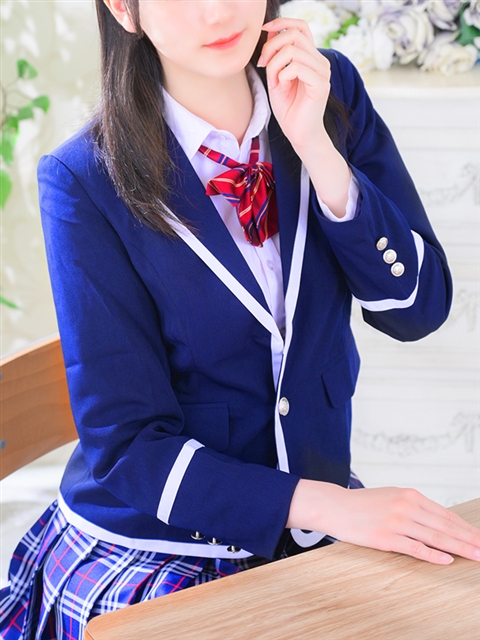 静香 咲  (完全反則級の美女！)