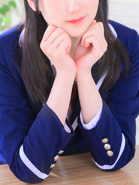 静香 咲  (完全反則級の美女！)
