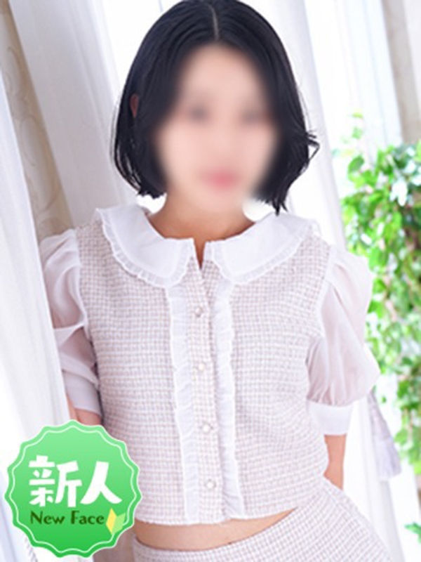 たお  (清楚感漂う綺麗系美女)