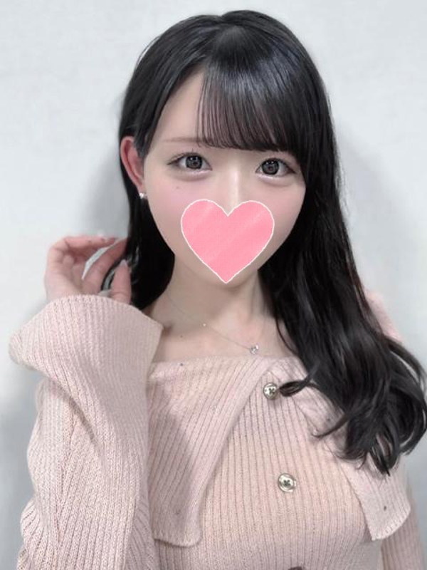 りあ  (騎乗位の潮吹き美少女)