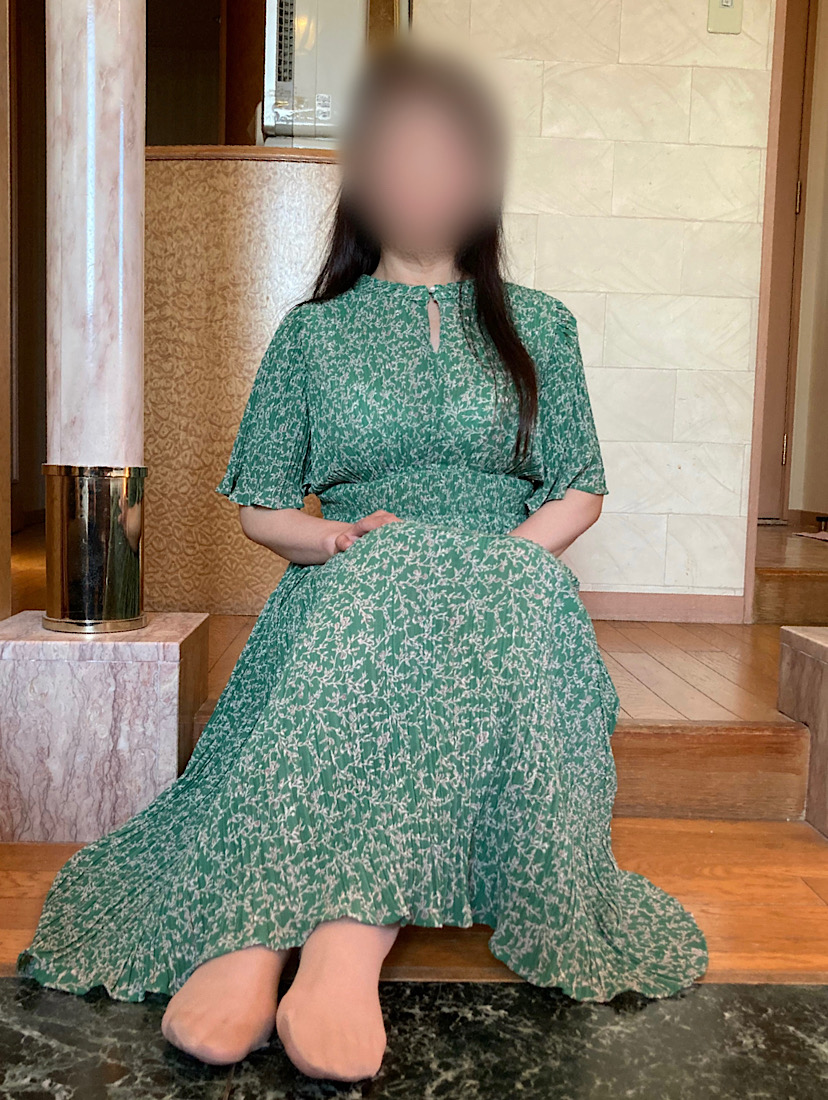 いづみ  (8月入店の美人奥様)
