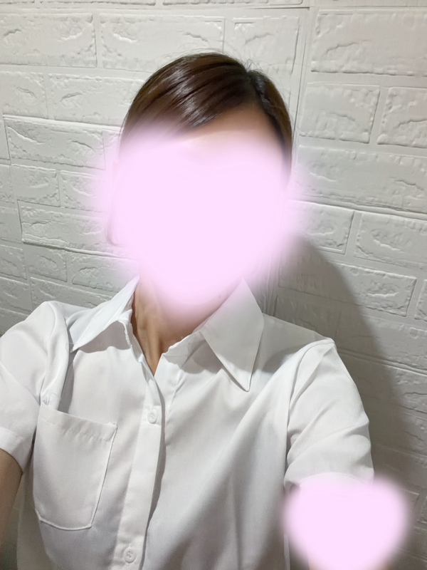 さり  (透き通る清楚美人)